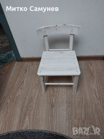 Дървени букови столчета.Производител., снимка 1 - Столове - 39409631
