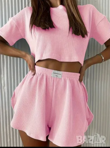 дамски екип, снимка 2 - Спортни екипи - 50422746