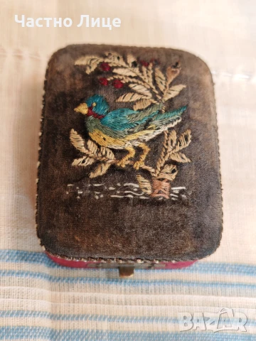 Прекрасна Старинна Княжеска Кутийка за Бижута Пръстени 19 век, снимка 4 - Антикварни и старинни предмети - 51365872