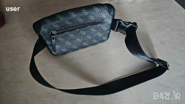 Чанта за кръст / през рамо GUESS (Черна), снимка 3 - Чанти - 55957451