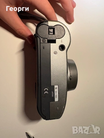 Лентов фотоапарат Minolta Riva zoom 140 ex + филм и две батерии, снимка 4 - Фотоапарати - 53307256