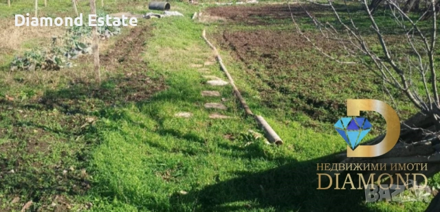 Вила с дворно място във вилна зона Габера, гр. Димитровград