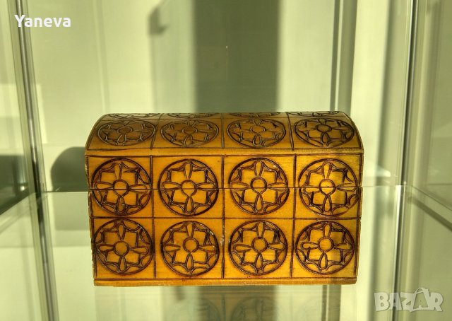 Стара , дървена кутия за бижута от СОЦА., снимка 3 - Други - 42027251