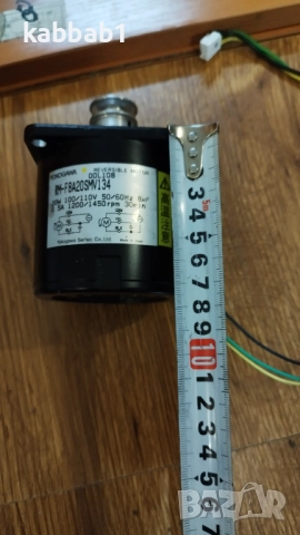 Реверсивeн електрически двигател 20W 100/110V, снимка 14 - Електродвигатели - 52891688