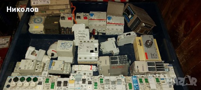 Най различни предпазители, релета, контактори и др., снимка 6 - Друга електроника - 39068839
