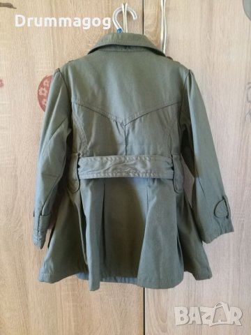 Шлифер Reserved, р-р 92, снимка 2 - Детски якета и елеци - 29089915