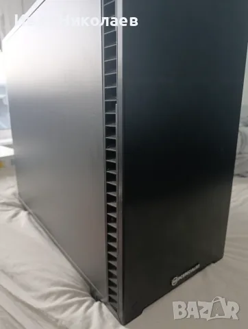 Fractal Design Define 7 (Black Solid) + Corsair TX750M, снимка 5 - Захранвания и кутии - 56430228