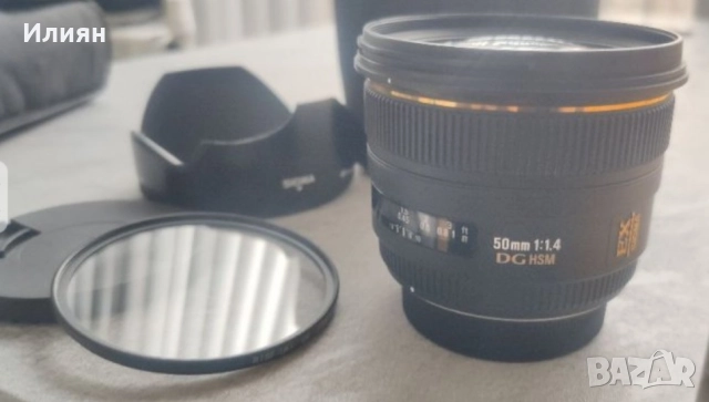 Pentax K-70 Тяло + Sigma 50mm DG HSM + Sigma 18-300 DC OS HSM + аксес., снимка 7 - Фотоапарати - 51786440