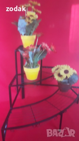 ъглов цветарник