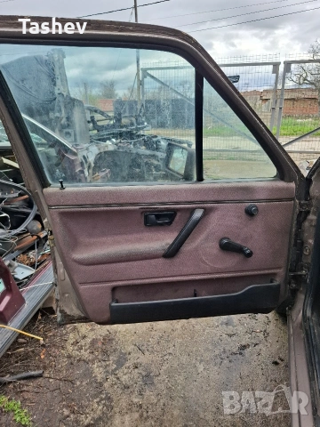 VW Jetta mk2 1.6 бензин на части , снимка 13 - Автомобили и джипове - 54092407