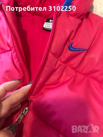 Детско яке Nike за момиче, снимка 4 - Бебешки якета и елеци - 52656348