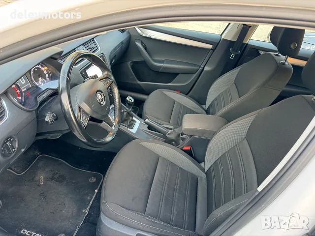 Skoda Octavia комби 1.5 TSI 150 кс., 6 ск., 2018 г., евро 6, теглич, много добро състояние., снимка 11 - Автомобили и джипове - 56087569