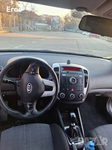 Kia ceed 2011 , снимка 4 - Автомобили и джипове - 53095470