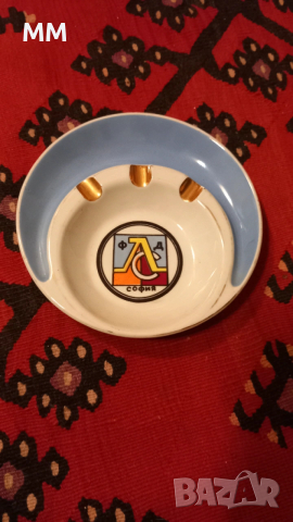 Пепелник Левски София , снимка 2 - Антикварни и старинни предмети - 53143540