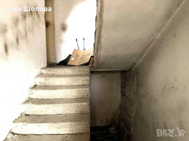 Двуетажна къща за продажба в град Петрич, снимка 14 - Къщи - 52169713