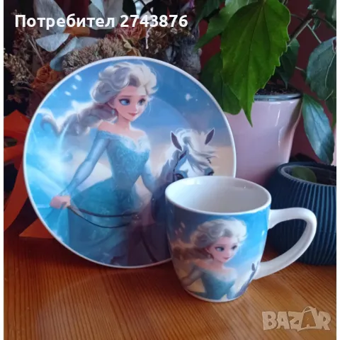 Детски порцеланов комплет за хранене от три части Замръзналото кралство - Елза, снимка 3 - Сервизи - 47883398