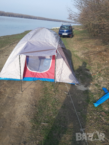 Триместна двуслойна палатка, снимка 1 - Палатки - 44588835