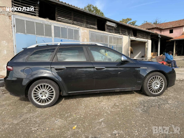 Alfa Romeo 159 SW 1.9 jtd, снимка 5 - Автомобили и джипове - 18887125