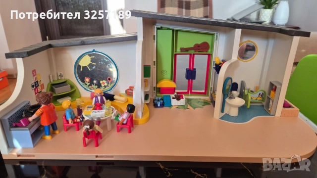 Комплект Playmobil City LifeДетски дневен център