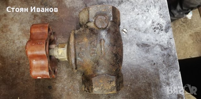 Чугунен спирателен кран в ВИК в гр. София - ID40395649 — Bazar.bg