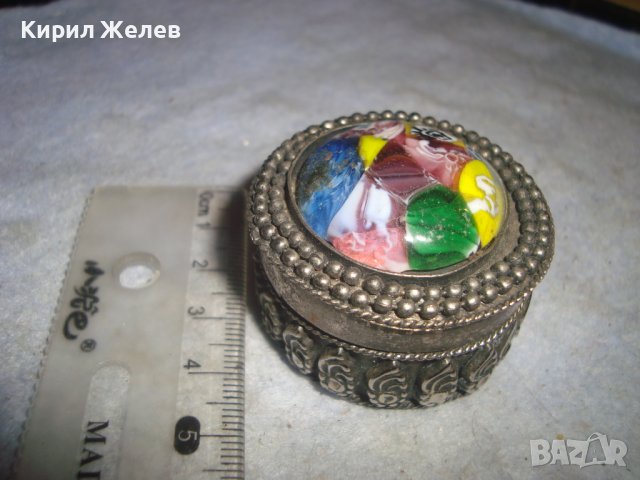 СТАРА ОРИЕНТАЛСКА ОРНАМЕНТИРАНА КУТИЙКА с ВЕНЕЦИАНСКО ЦВЕТНО СТЪКЛО И ПЛЮШ ОТВЪТРЕ за БИЖУТА 77811, снимка 6 - Антикварни и старинни предмети - 38138896