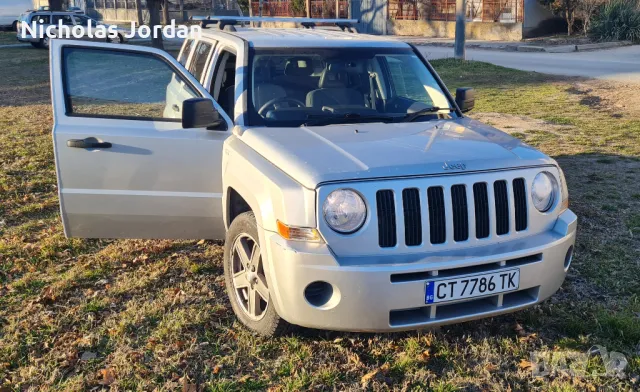 Продавам Jeep Patriot 2,4 бензин газ,170 к.с., снимка 3 - Автомобили и джипове - 48816190