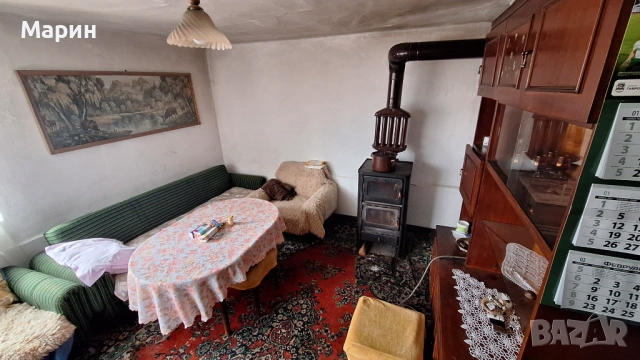 Продава се 2-етажна къща в широкия център на Габрово, снимка 2 - Къщи - 53928119