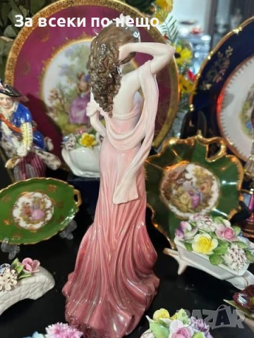 Coalport England  1993  "Ruby" 25 см прекрасна фигура на млада жена Код P2047, снимка 8 - Декорация за дома - 53954981