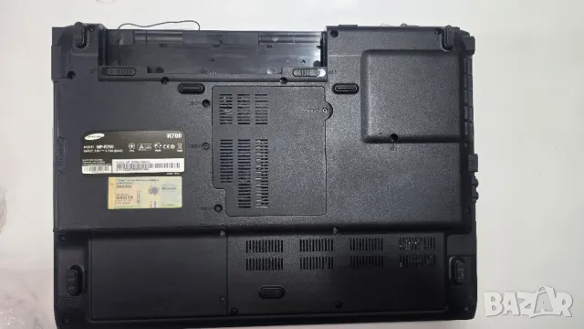 Лаптоп Самсунг NP-R700, снимка 12 - Лаптопи за дома - 40023897