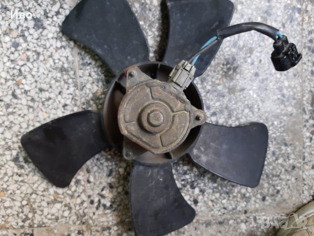 Охладителна перка за радиатор Mitsubishi Outlander Мицубиши Аутлендър 1 2.0i, снимка 2 - Части - 29371760