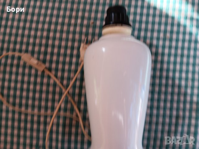 Порцеланово тяло за настолна лампа, снимка 2 - Настолни лампи - 42681488