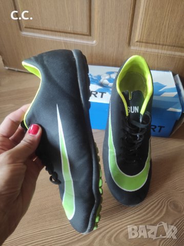 Футболни обувки,размер 41, снимка 4 - Детски маратонки - 38135405