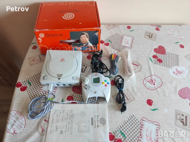 SEGA Dreamcast като нова с 22 игри