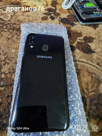 Samsung Galaxy A20e, снимка 2 - Samsung - 53056170