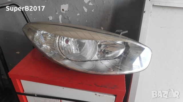 Продавам - ляв и десен оригинални фарове за Рено Флуенс 2016 г. със забележки