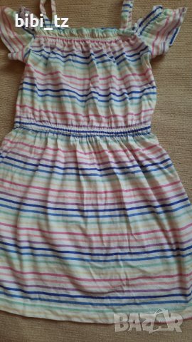 Две роклички и един гащиризон , снимка 3 - Детски рокли и поли - 37198059