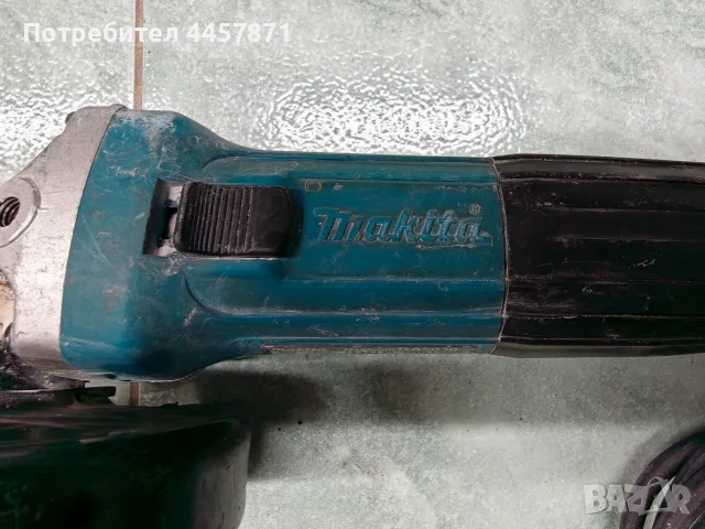 Ъглошлайф Makita GA5030 (125 mm / 720W) – Малък флекс, снимка 2 - Ъглошлайфи - 56309224