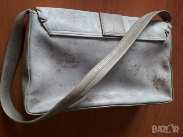 Дамска чанта бежова средна дръжка, снимка 6 - Чанти - 29870160