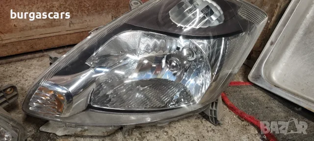 Фар ляв десен Daihatsu Sirion II, снимка 2 - Части - 56177531
