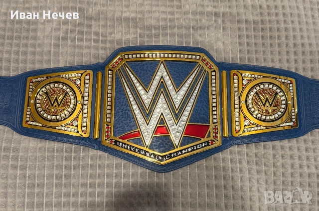 WWE Universal Championship , снимка 7 - Колекции - 54230113
