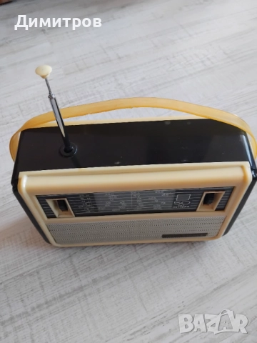 Веф Спидола, снимка 4 - Антикварни и старинни предмети - 51771834