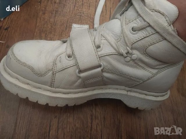 Унисекс. Dr. Martens. Original Size 40 100% Кожа Страхотен модел, снимка 4 - Дамски боти - 48319199