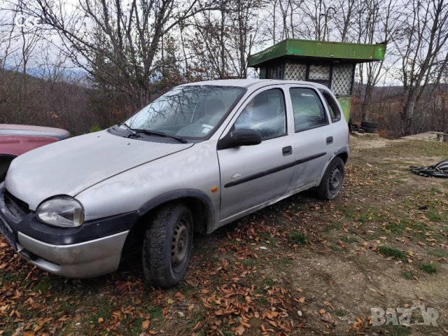 Опел Корса 1.0 на части , снимка 10 - Автомобили и джипове - 52495189