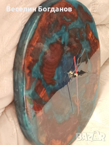 Часовник изработен от епоксидна смола и дърво , снимка 7 - Стенни часовници - 52951974