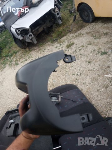 Пластмаса около волана фолцваген джета 5 голф 5, снимка 2 - Части - 38594788