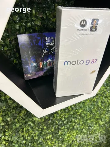 Телефон Motorola G87 256GB - нов