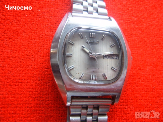 SEIKO 5 7009- 5010 стар модел много запазен!, снимка 3 - Антикварни и старинни предмети - 53947397