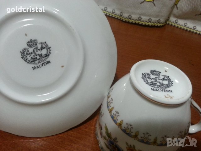 Английски костен порцелан сет за чай , снимка 4 - Антикварни и старинни предмети - 42868272