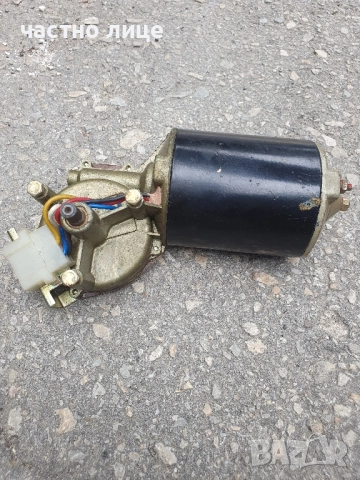 Мотор с редуктор на 24в , снимка 2 - Аксесоари и консумативи - 51755860