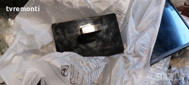 оригинална стойка за телевизор Blaupunkt MODEL 236/207O-GB-3B-EGDP-UK